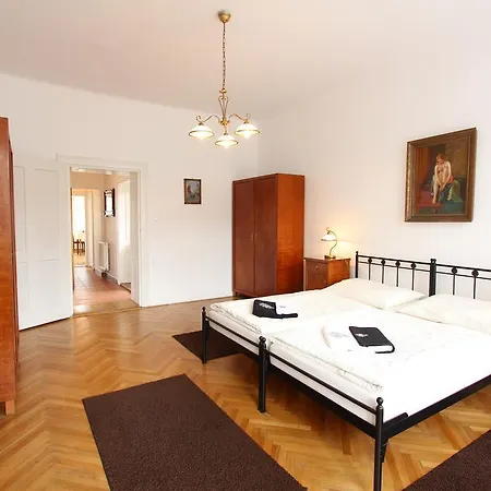 Jelen Penzion Vranov nad Dyjí